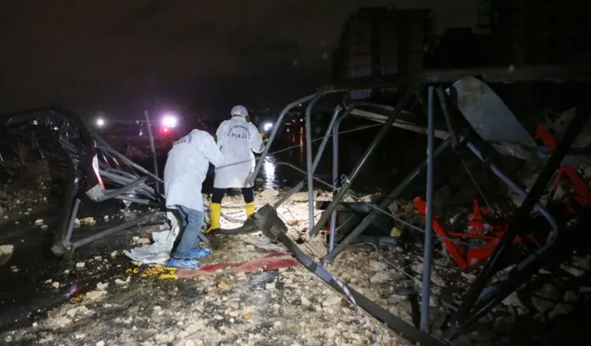 Antalya'da hortum konteynerleri yerle bir etti: 4 ölü, 1 yaralı