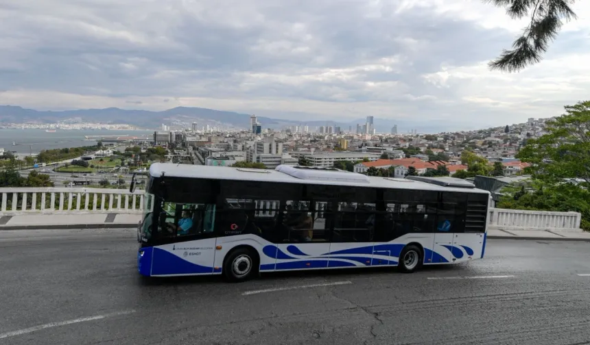 İzmir'de 29 Ekim'de ulaşım 1 kuruş! İZBAN ücretsiz