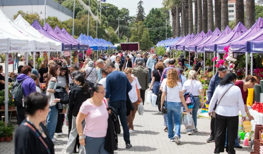 İzmir'de çiçek ve bal festivali başlıyor: İşte program!