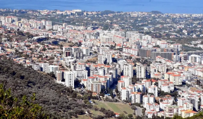 Prof. Dr. Kılıç'tan İzmir'e uyarı: Acil dönüşüm şart!
