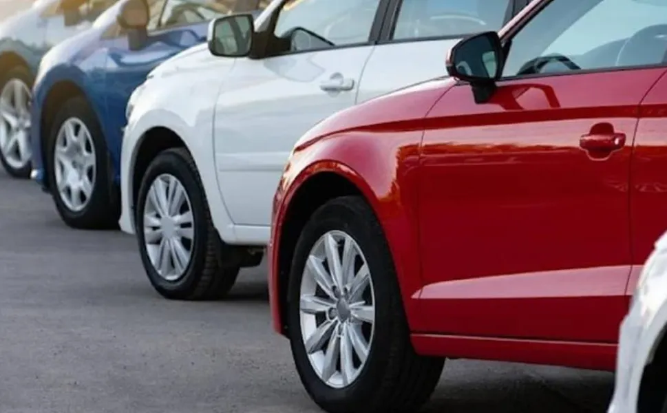 Yakıt tasarrufu için en iyi hibrit otomobil modelleri hangisi?