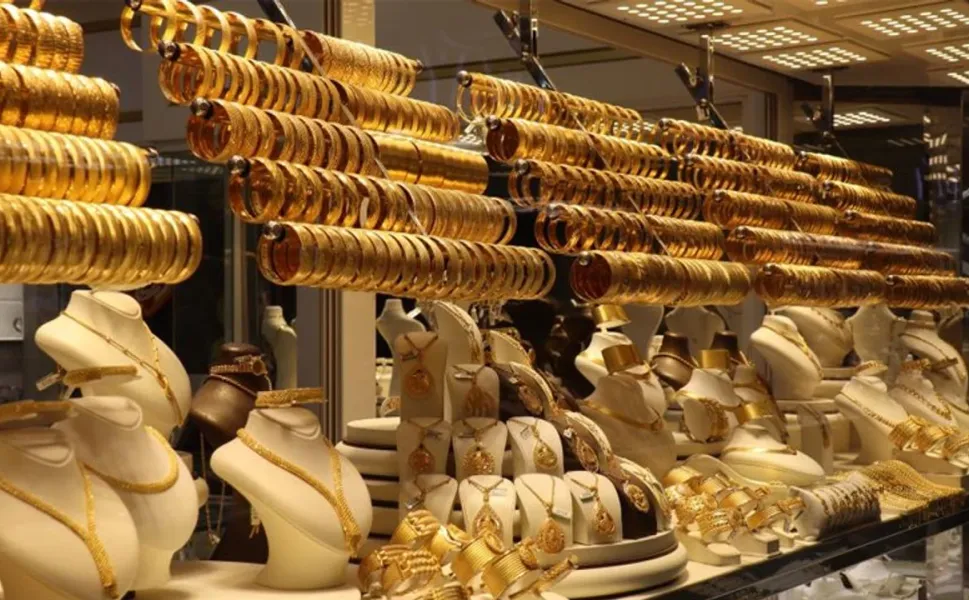 İsrail-İran savaşı başladı, İzmir’de kuyumcular kepenk indirdi