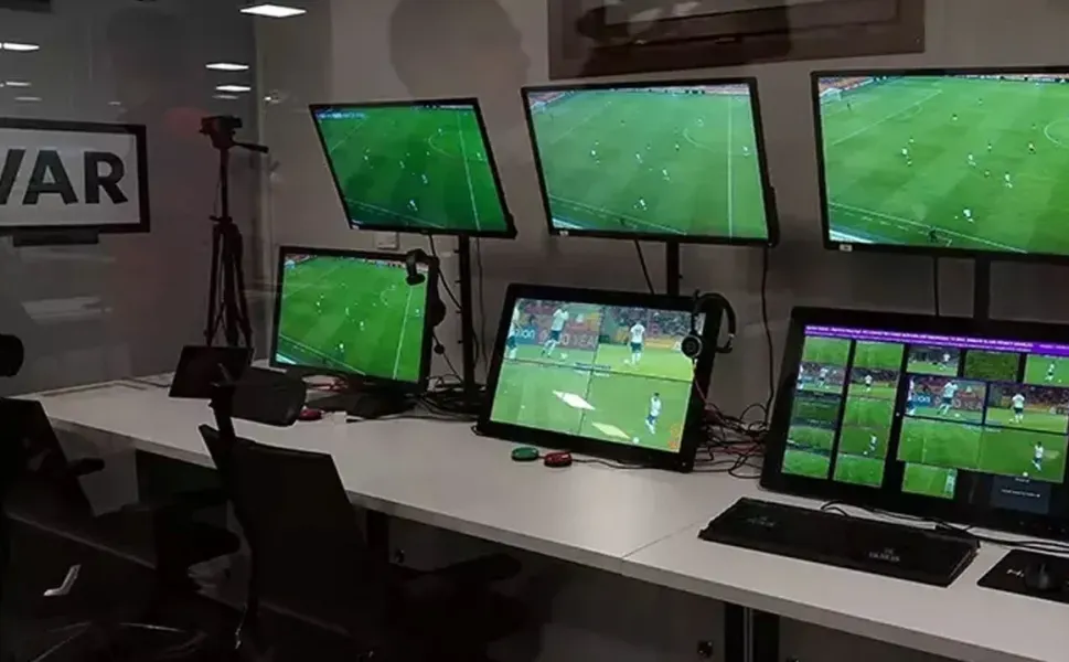 Kayserispor-Fenerbahçe maçının VAR hakemi açıklandı