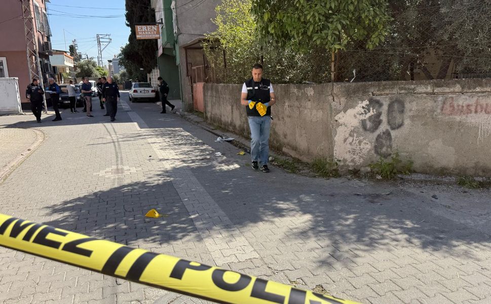 Boşanma aşamasında eşinin ailesini katletti: 1 ölü, 3 yaralı!