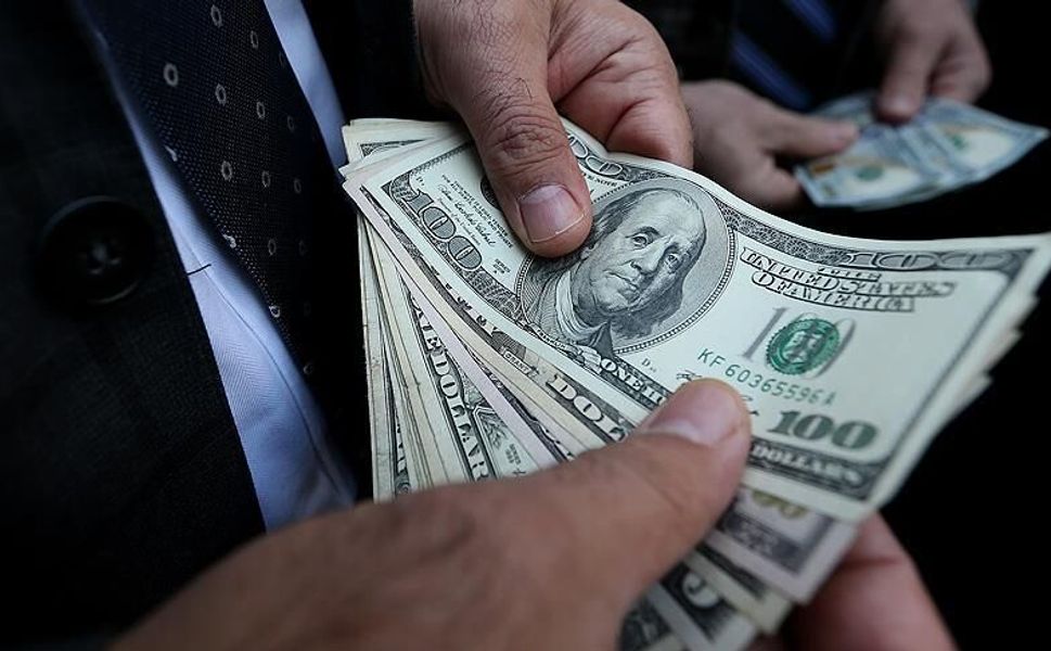Dolar endeksi 18 ayın zirvesinde: 102,6 seviyesini gördü