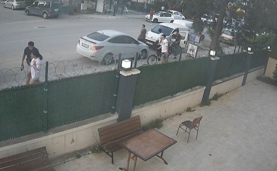 İzmir'de silahlı kavgaya çocuklar da karıştı: 4 yaralı