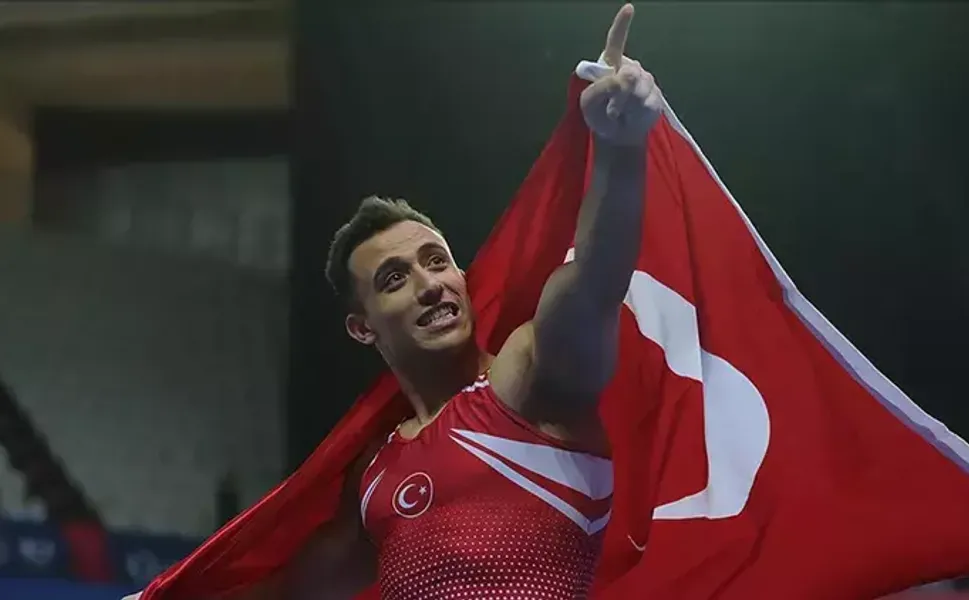 Adem Asil’den Avrupa’da altın zafer! Milli cimnastikçi Almanya'da tarih yazdı