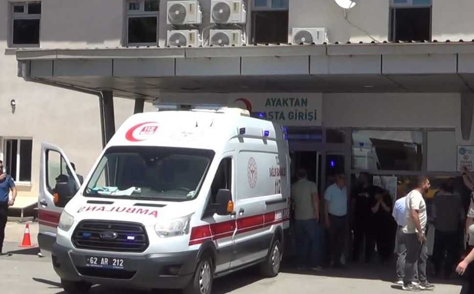 Cemevi başkanı silahlı kavgada öldürüldü, 18 yaşındaki yeğeni ağır yaralandı