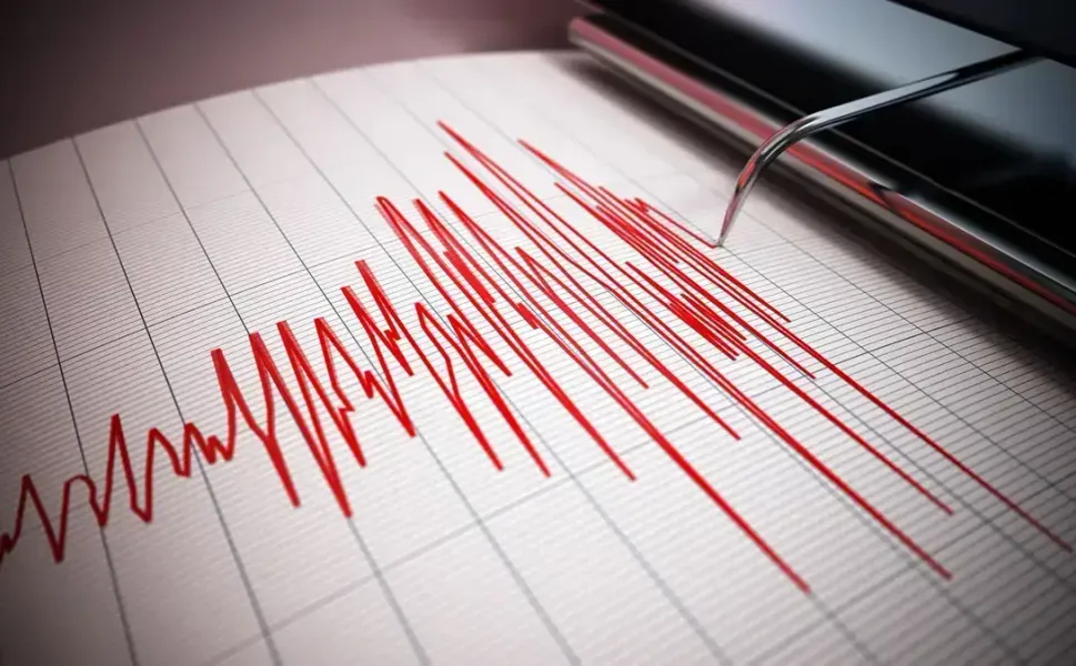 Ege Denizi’nde depremler giderek şiddetleniyor: Bir şiddetli deprem daha