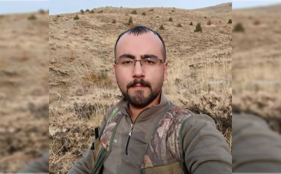 Kontrolden çıkan otomobil devrildi: 1 ölü, 4 yaralı