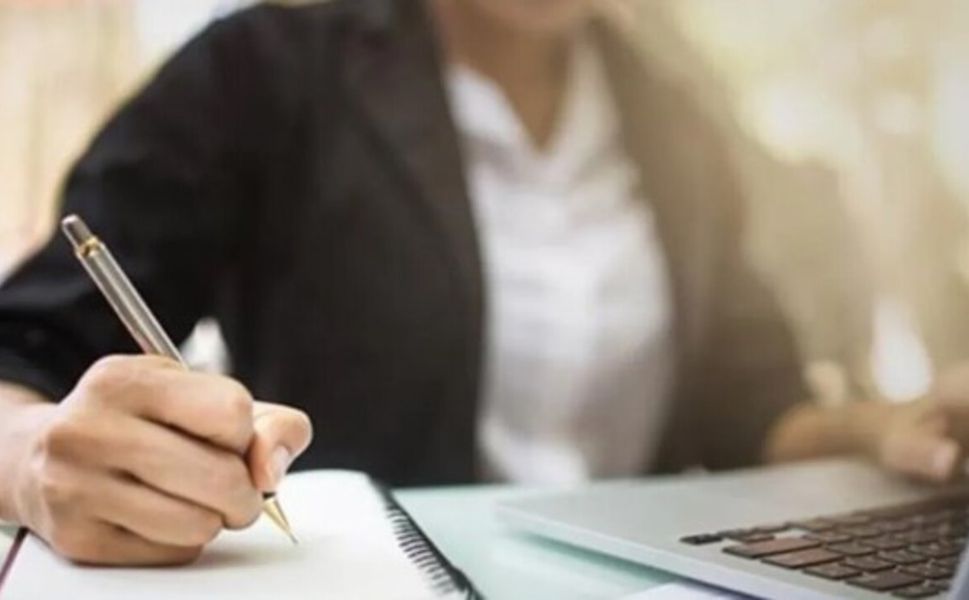 Memurlar için yeni dönem! O yaşı geçenler kamuda çalışamayacak