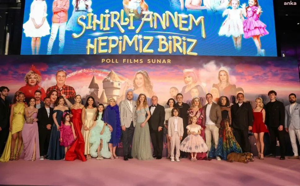 'Sihirli Annem: Hepimiz Biriz' filminin galası yapıldı