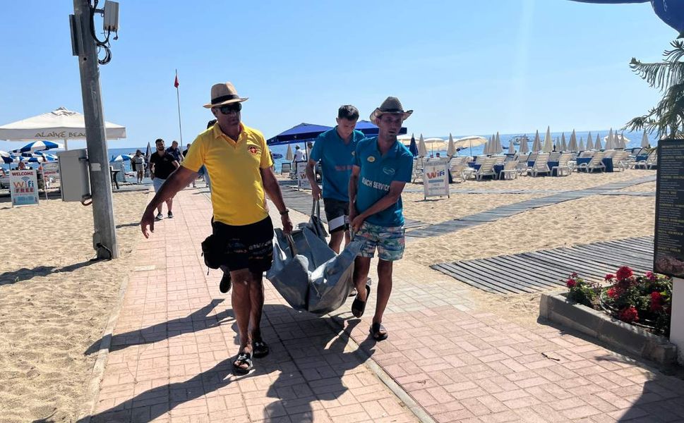 Tatil için Türkiye’ye gelen turist sahilde hayatını kaybetti