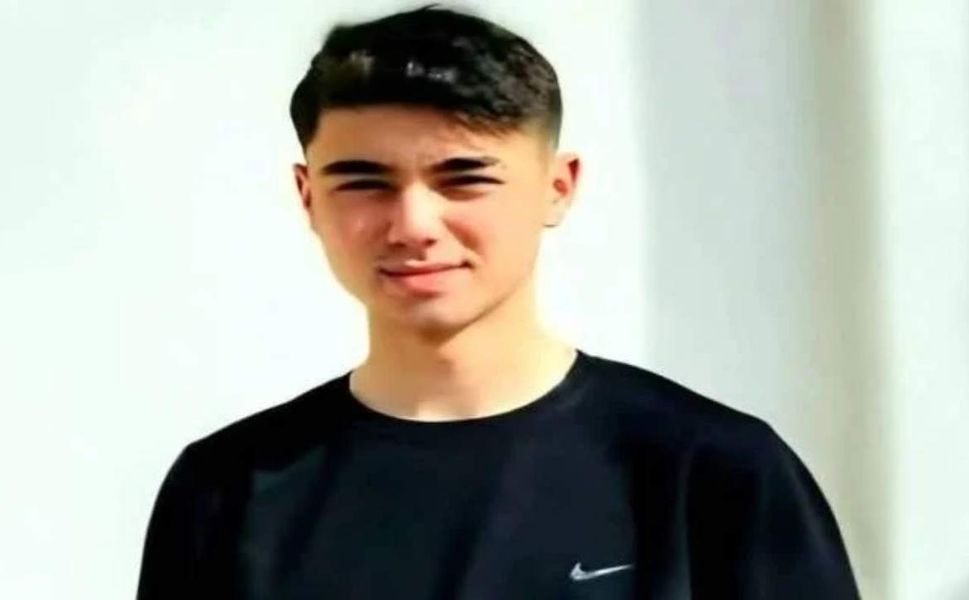 18 yaşındaki genç kendini asarak intihar etti