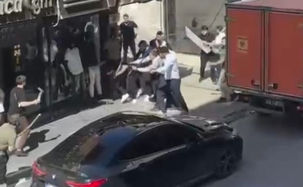 Alacak verecek kavgası büyüdü: 9 kişi tutuklandı!