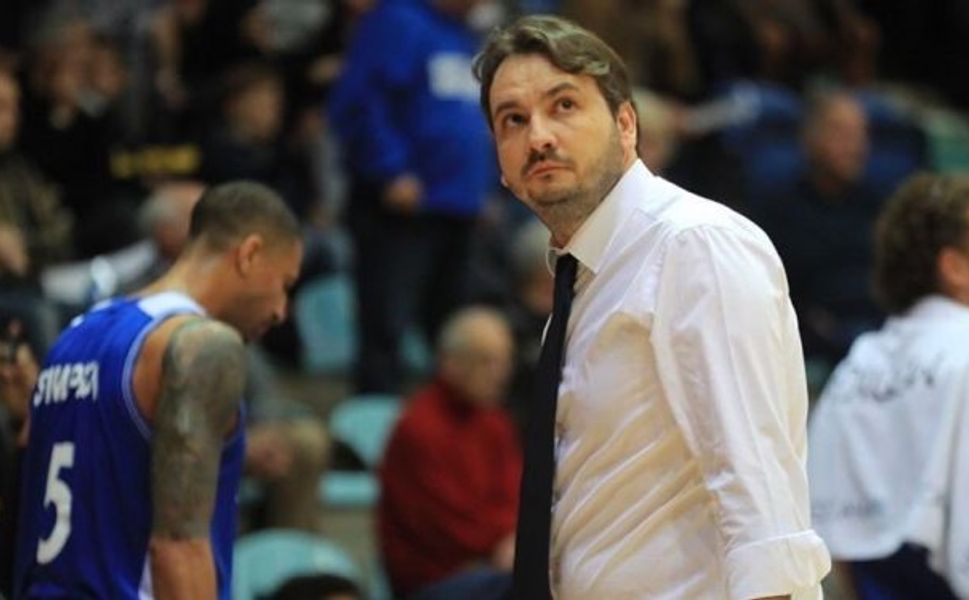Aliağa Petkimspor'da yeni dönem: Başantrenörlük görevine Özhan Çıvgın getirildi!
