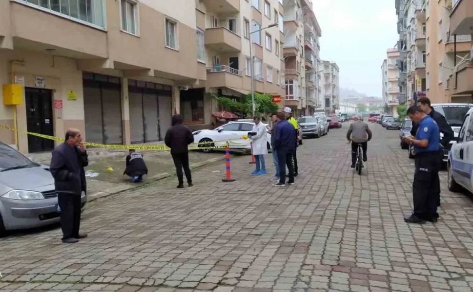 Balkondan torununu uğurlayan yaşlı kadın düşerek hayatını kaybetti