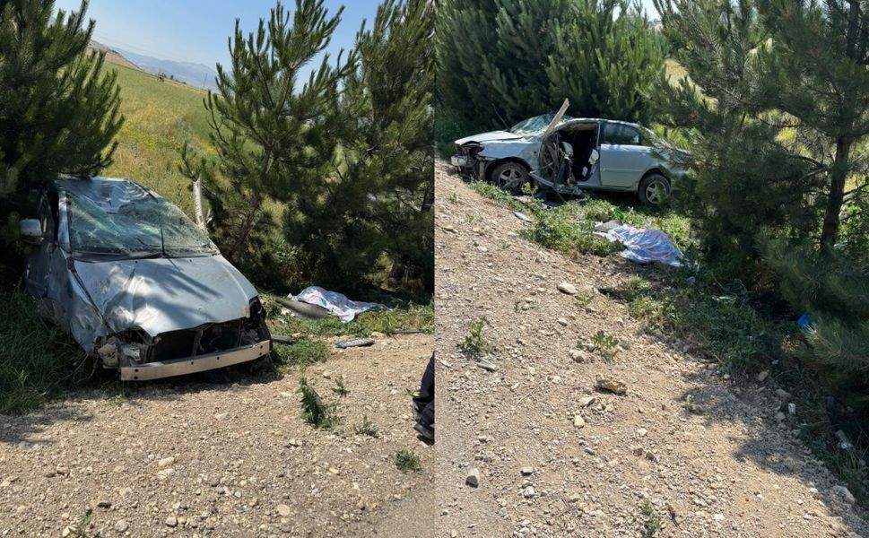 Beton bloğa çarpan otomobil sürücüsü hayatını kaybetti