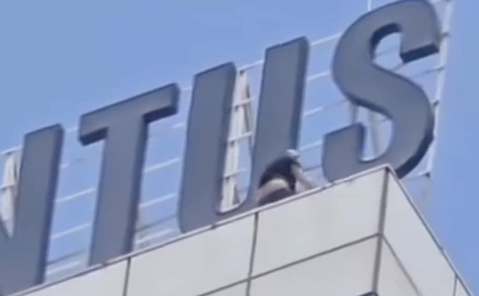İzmir Bayraklı Ventus Tower intihar girişimi