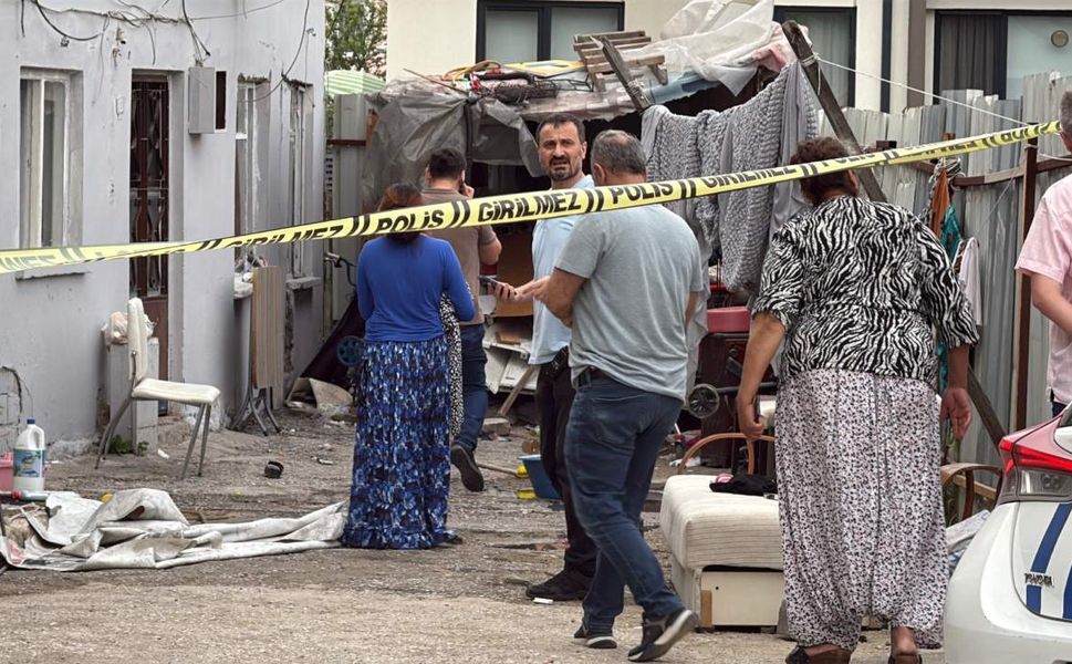 Eski eşi tarafından silahla vurulan kadın hayatını kaybetti