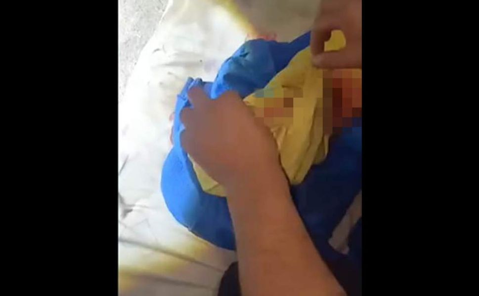 İzmir’de çatıya terk edilen bebek hayatını kaybetti