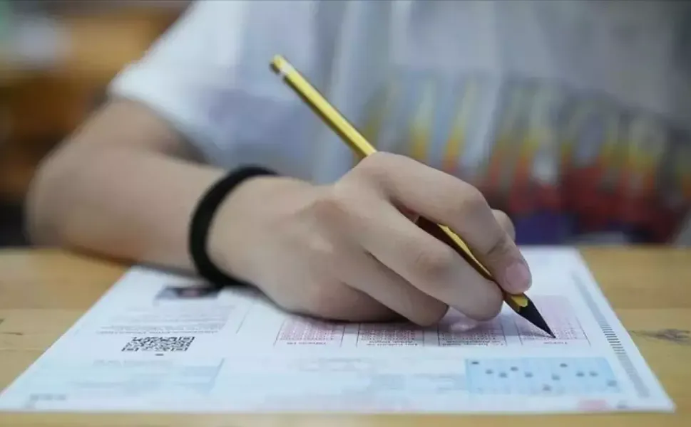 Liselere Geçiş Sınavı (LGS) başladı: 1 milyonun üzerinde öğrenci ter dökecek!