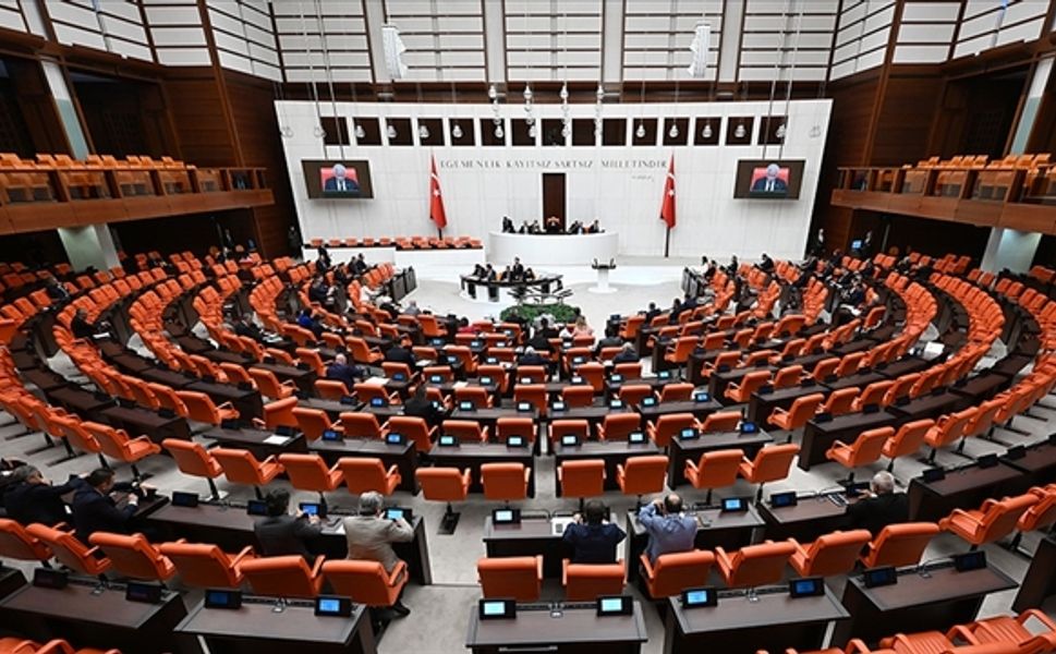 Çalışma hayatında yeni düzenleme: Bu işi yapanlar artık 10 gün çalışıp 1 gün izin yapacak