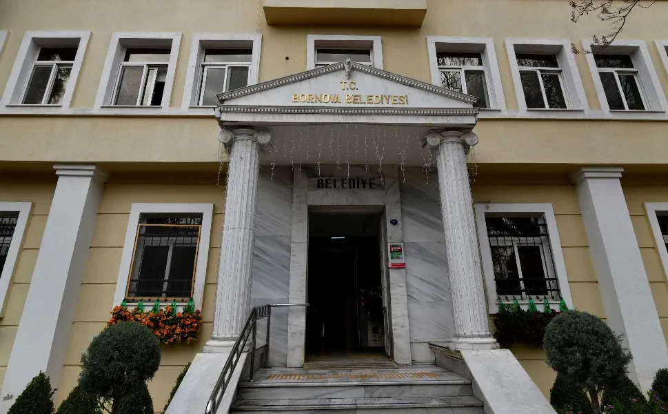 KPSS şartı yok! Bornova Belediyesi 100 işçi alacak: Başvurular nereden, ne zaman?