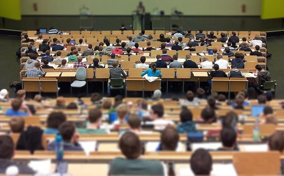 Üniversitelerde yeni dönem! Müfredat ve kontenjanlar değişiyor