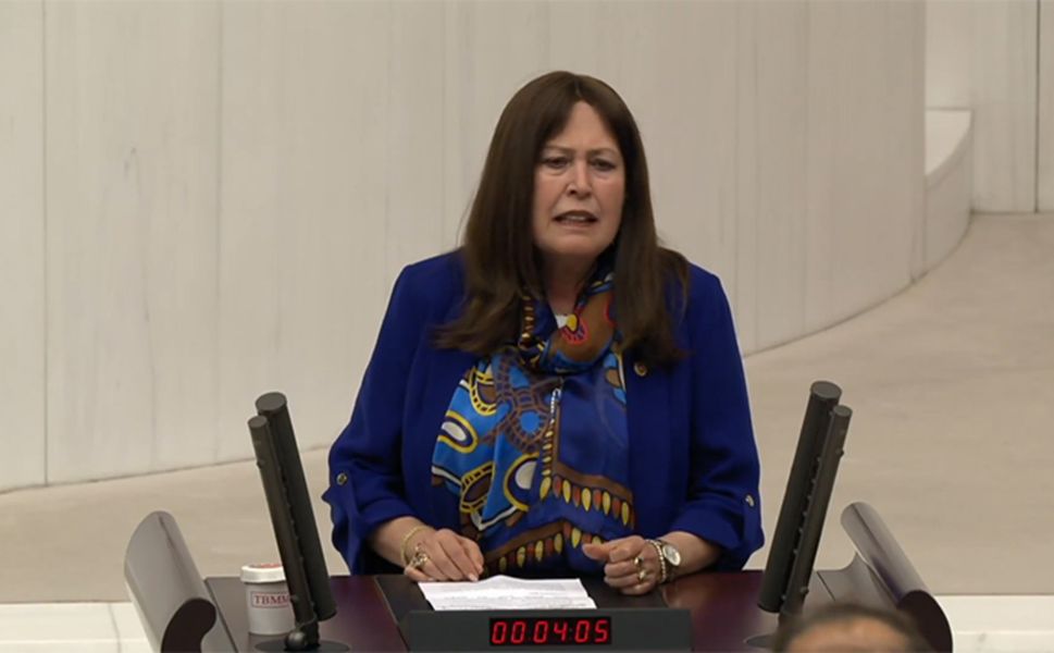 İYİ Partili Sunat, iktidara yüklendi: Ülkeyi madde bağımlılığıyla karşı karşıya bıraktılar!