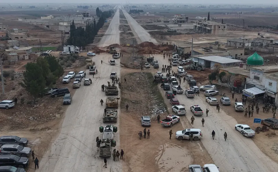 Şam yönetimi Rakka’da kontrolü SDG’den devraldı