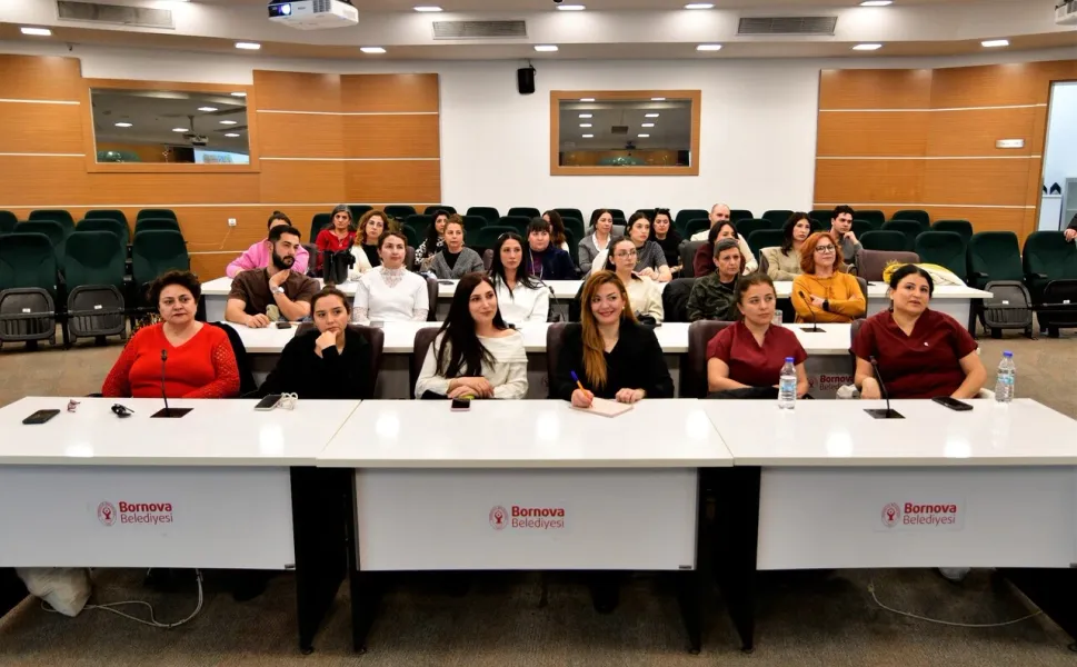 Bornova Belediyesi’nde eşitlik için güçlü adım: Personele toplumsal cinsiyet eşitliği eğitimi