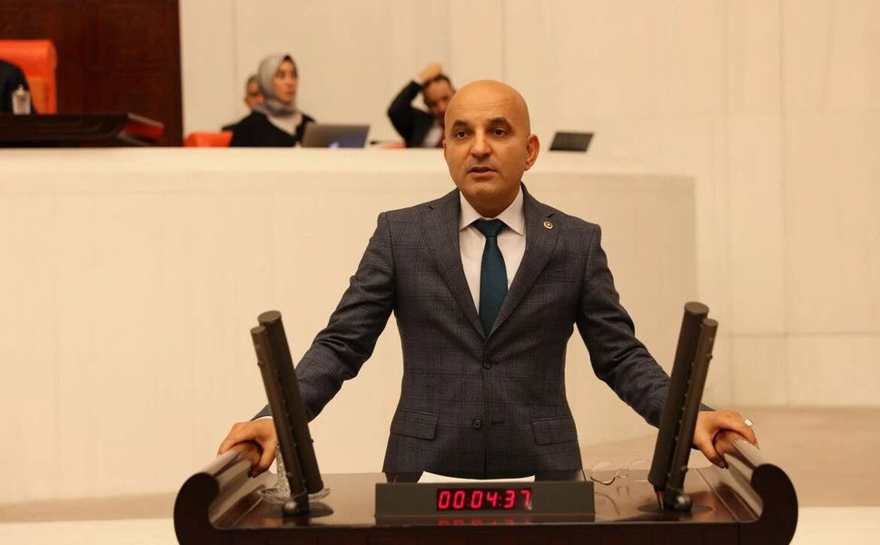 CHP'li Polat'tan 'Alsancak Limanı' çıkışı: Kamu malının devri ticari sır olmaz!