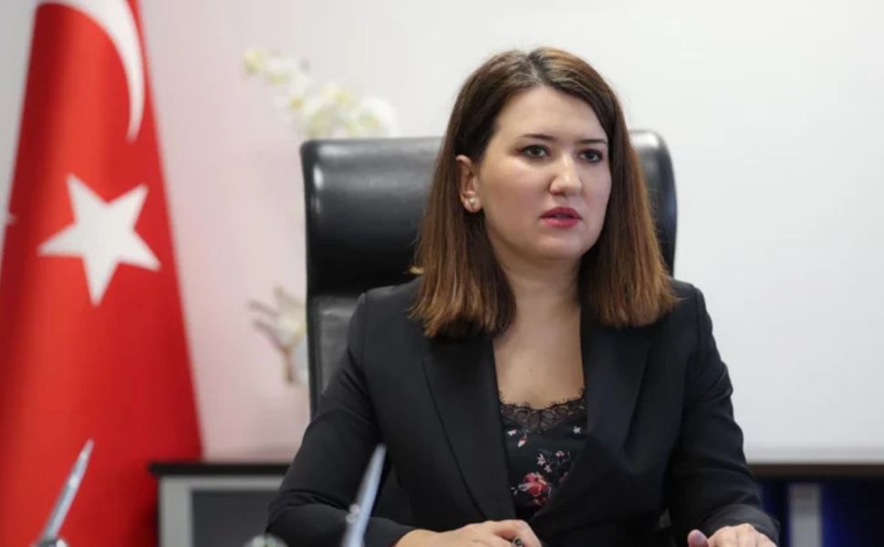 Gökçen'den Dilek İmamoğlu'na destek mesajı: Asla yalnız yürümeyeceksin!