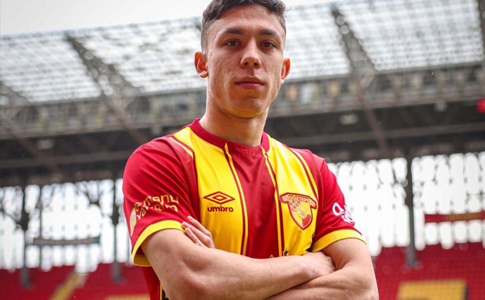 Göztepe Krastev’le imzaladı