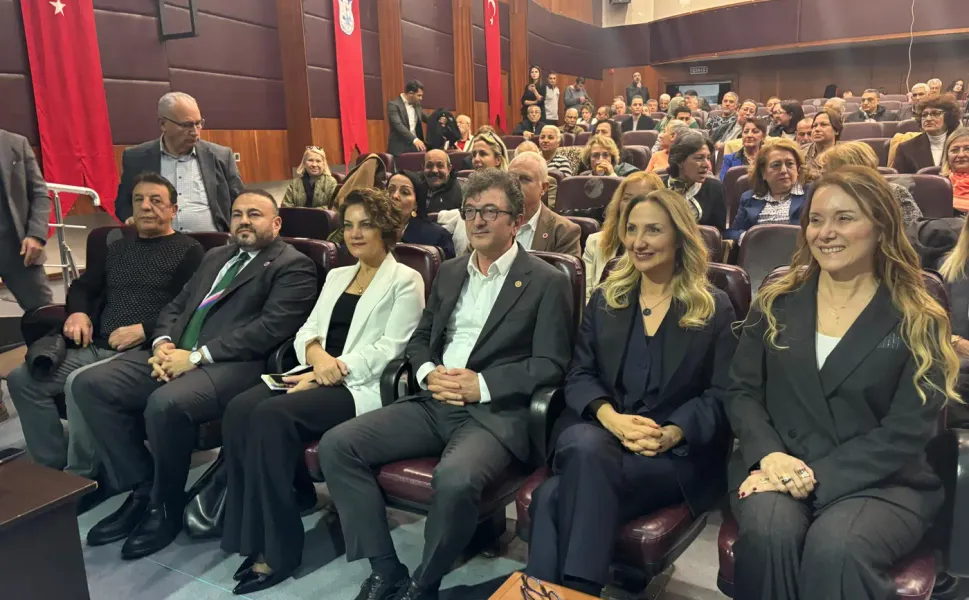 Konak'ta Roman Paneli düzenlendi