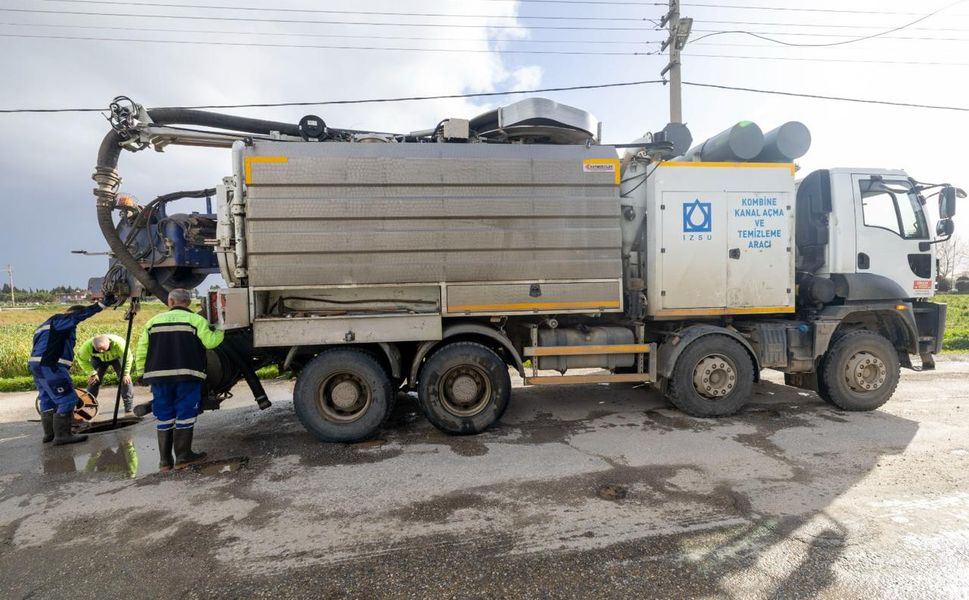 İzmir’de kuvvetli yağış ve fırtına alarmı!