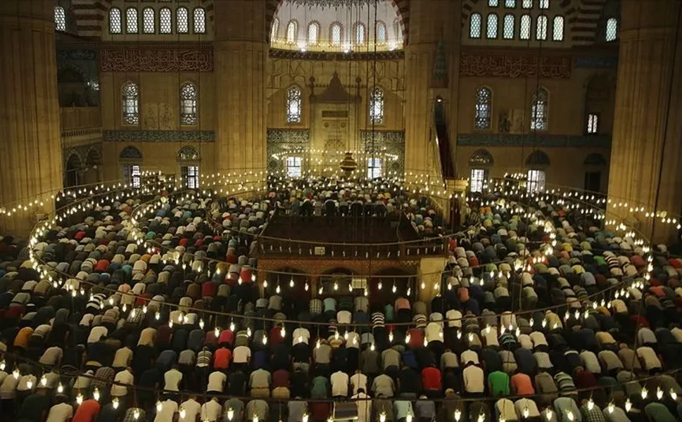 İzmir’de bayram namazı saat kaçta kılınacak? 20 Mart 2026 İzmir bayram namazı saati