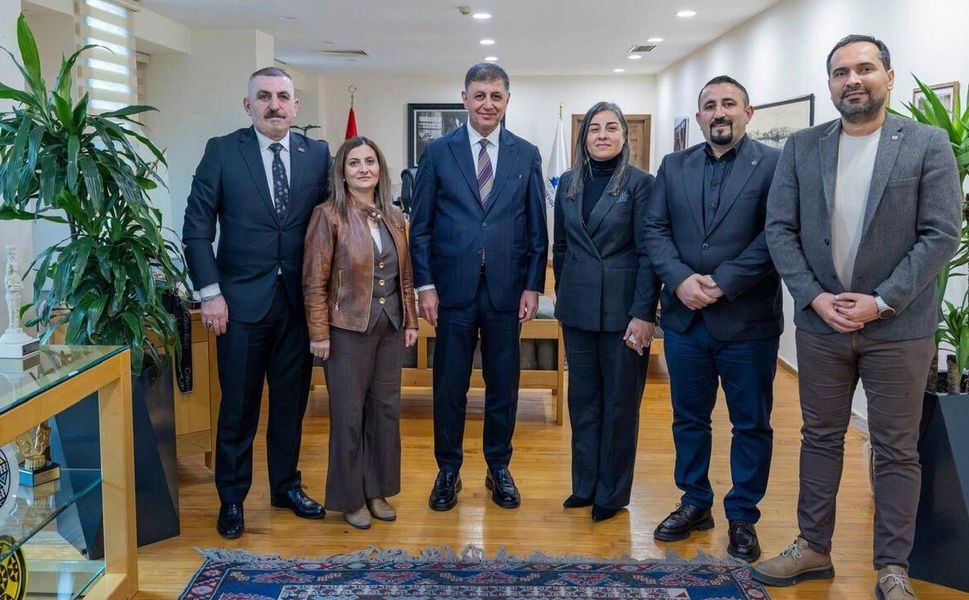 Beklenen uzlaşma sağlandı: İzBB işçilerine ödeme planı netleşti!