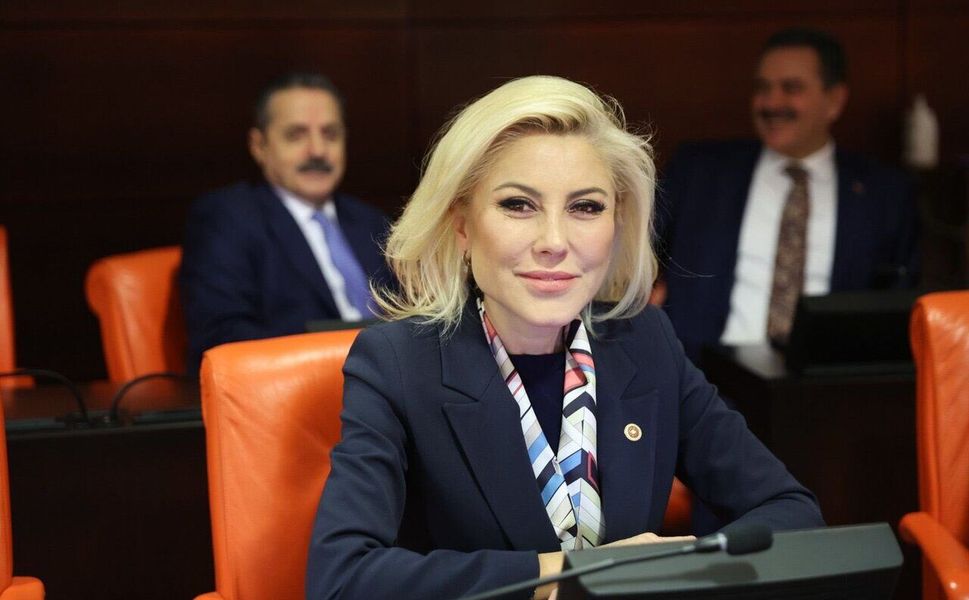 Bursalı Aksoy'dan Özel'e tepki: Önce kendi siyasi geçmişinizle yüzleşin!