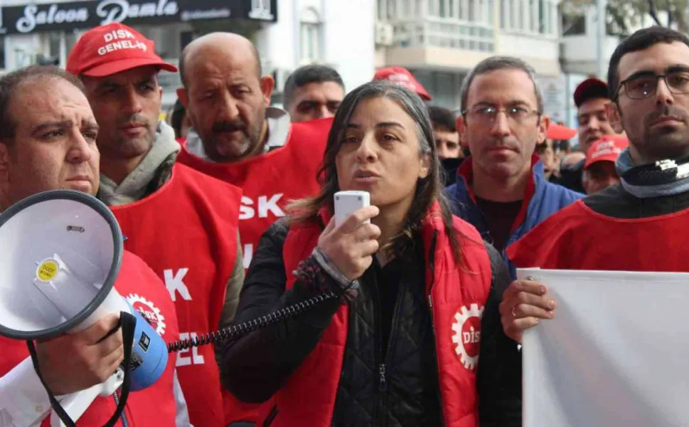 DİSK Ege Bölge Temsilciliği’ne Deniz Şahin Gümüştekin atandı