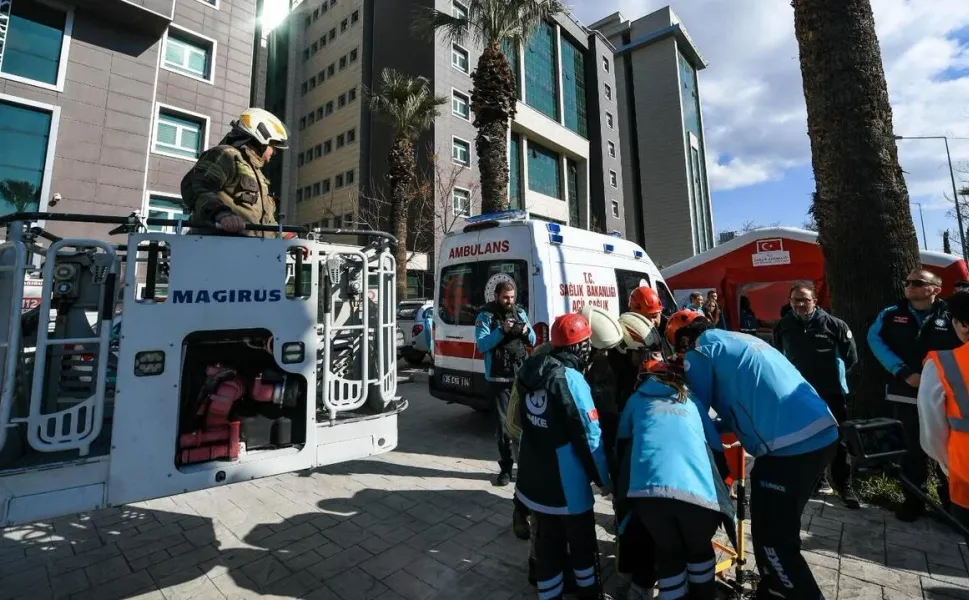İzmir Bölge Adliyesi’nde bomba tatbikatı