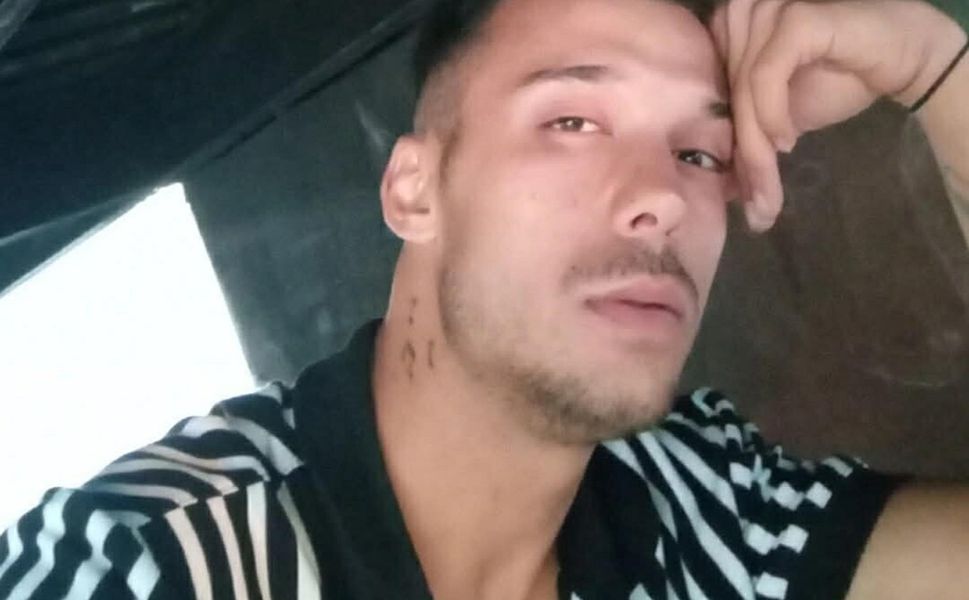 Konak’ta tartışma kanlı bitti: Genç müzisyen kalbinden bıçaklanarak hayatını kaybetti