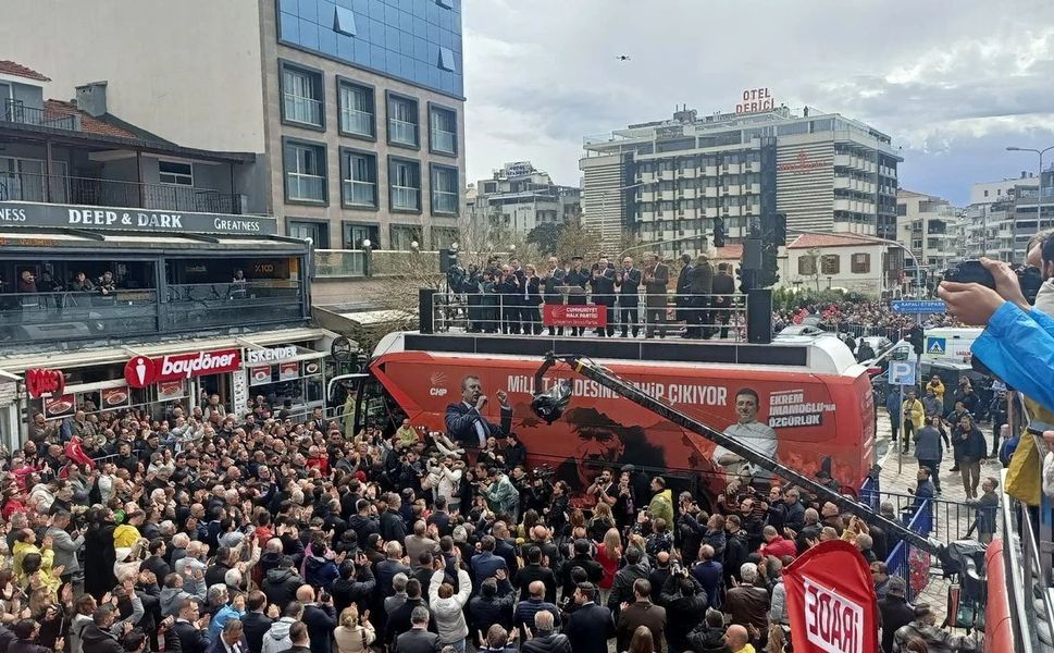 Özgür Özel: Adayın Özlem’i çıkar karşımıza