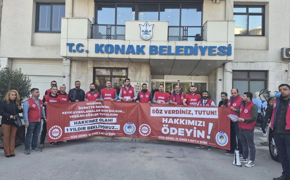 Başdaş'tan Başkan Mutlu'ya: Konak’ta herkesi mutsuz etmeyi başardı!