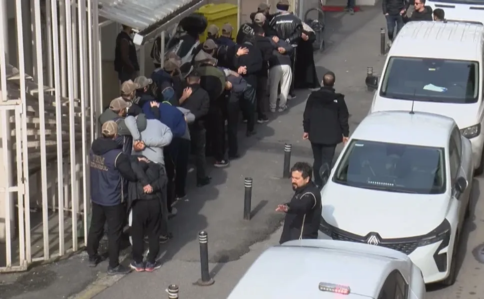 Beşiktaş’ta polis noktasına silahlı saldırı soruşturmasında 9 tutuklama