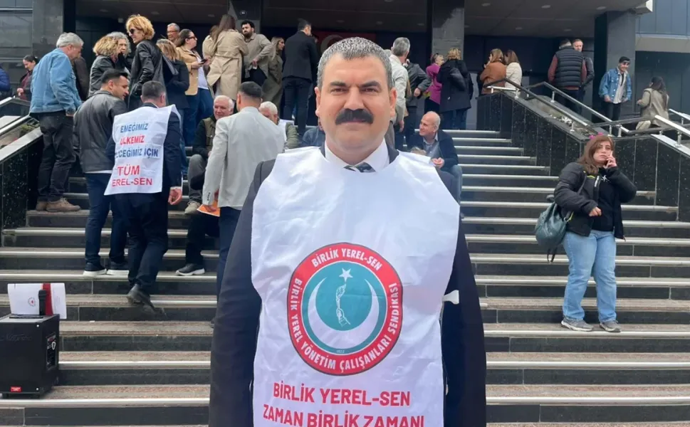 Buca Belediyesi'nde memurlar iş bıraktı