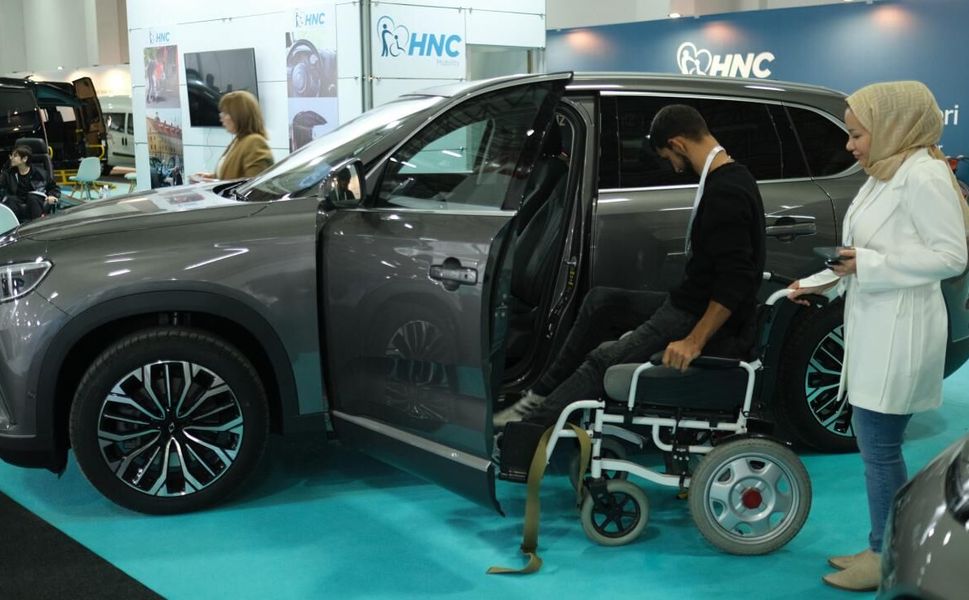 Yüzde 40 ve üzeri engelliler için ÖTV'siz araç alma hakkı resmileşti