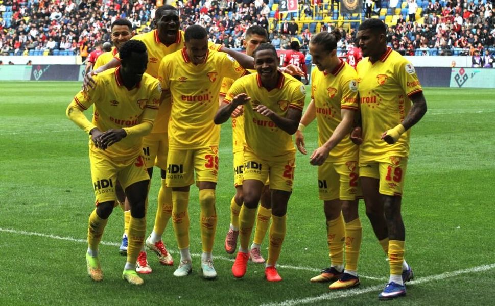 Göztepe’den deplasmanda kritik zafer! 6 maçlık hasret bitti