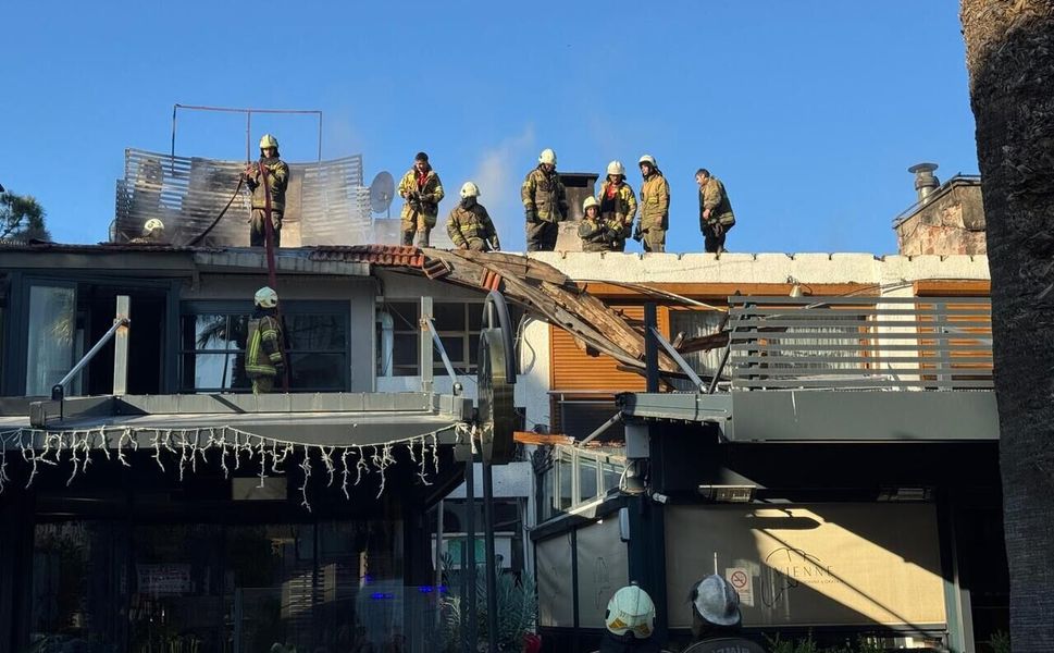 İtfaiyenin hızlı müdahalesi Karşıyaka'da faciayı önledi